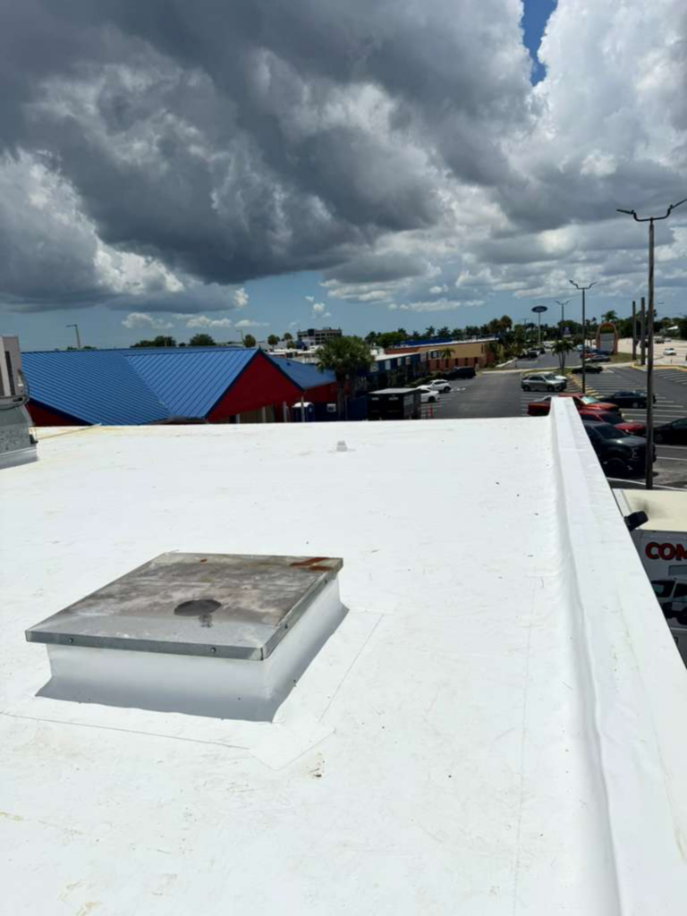 Roof Install Professional TPO Flat Roof Installation